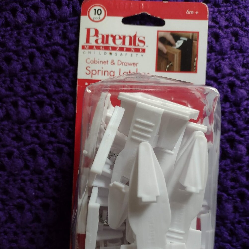 10 Pack Parents Magazine 6 Months + Child Safety Cabinet & Drawer Latches NEW